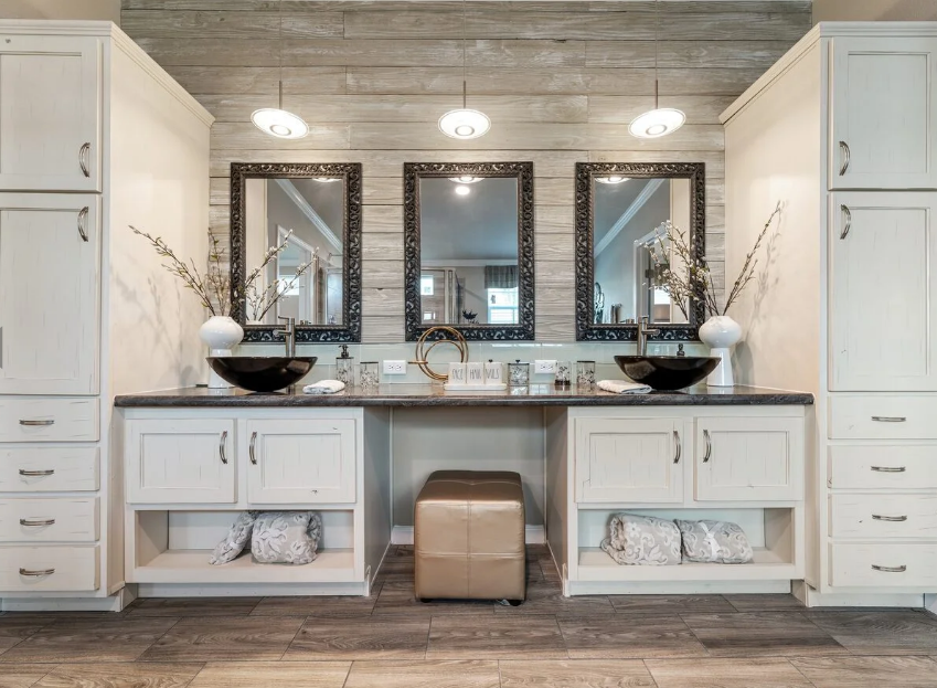 A large bathroom in a manufactured house for sale in Colorado