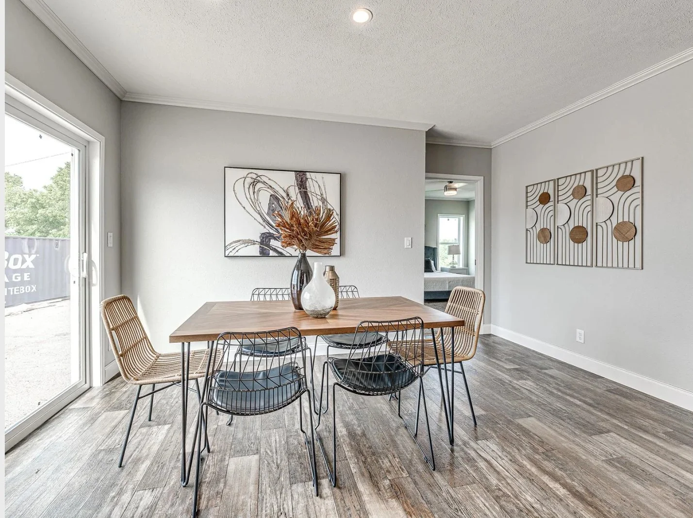 Dining space interior design in a home
