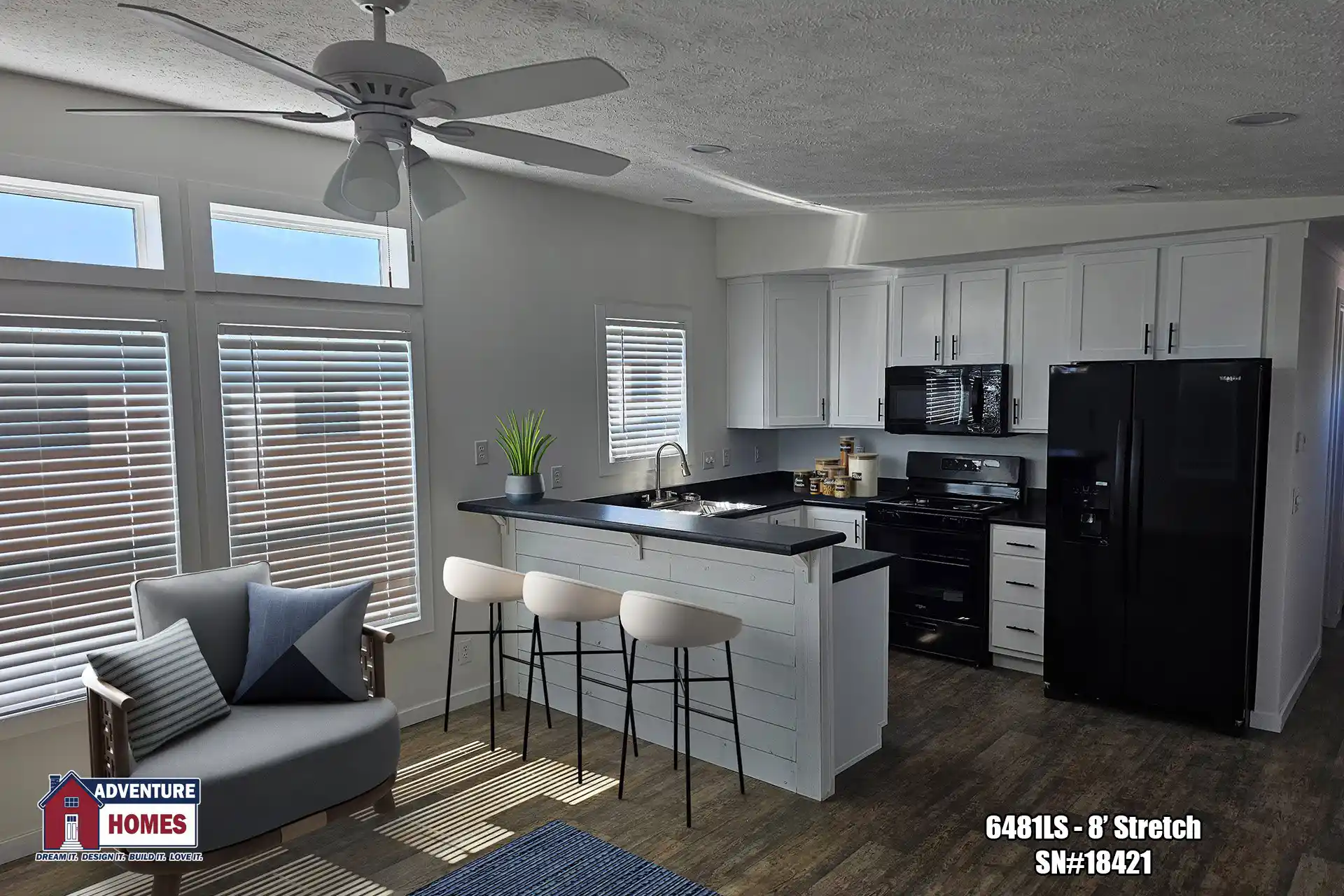 Lakeside Cottage 6481LS2