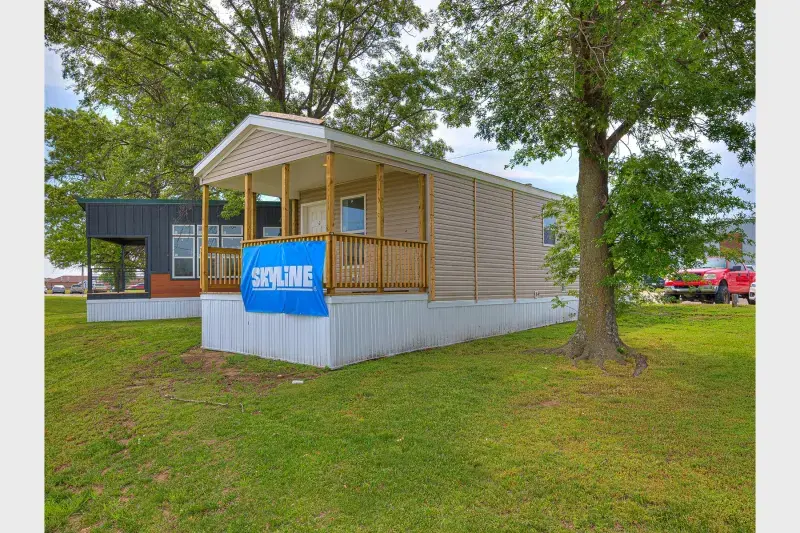 This photo shows the Prairie Dune 8312.